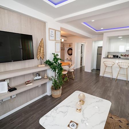 Lazuli Beachfront Sea View Ap144 Larnaca Exterior photo