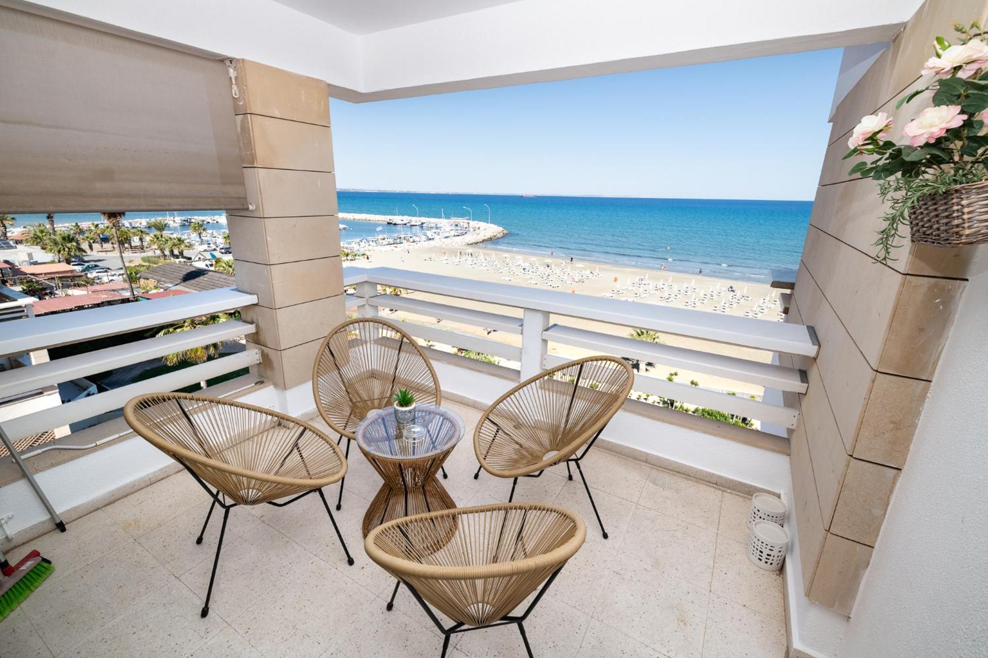 Lazuli Beachfront Sea View Ap144 Larnaca Exterior photo