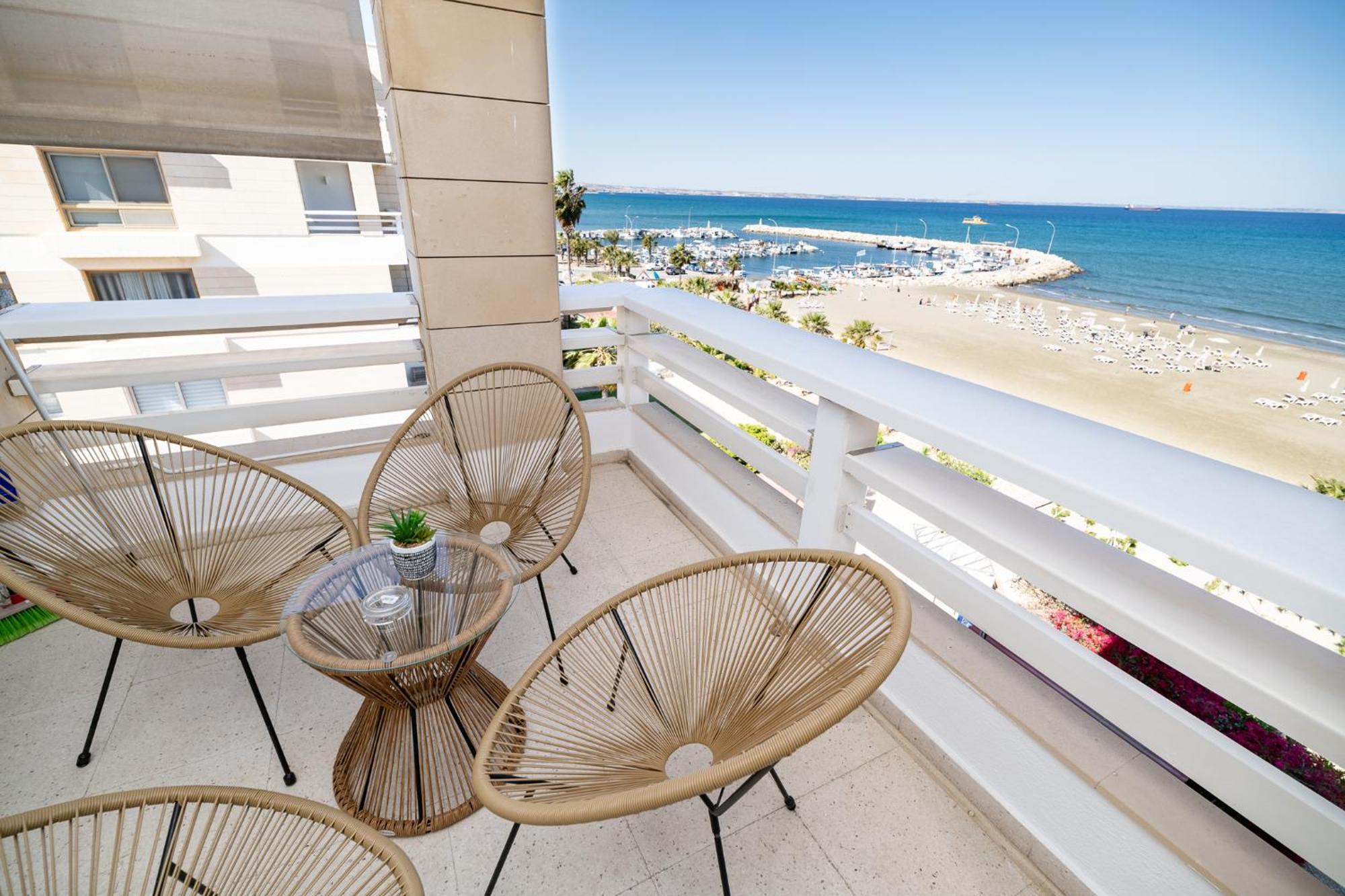 Lazuli Beachfront Sea View Ap144 Larnaca Exterior photo
