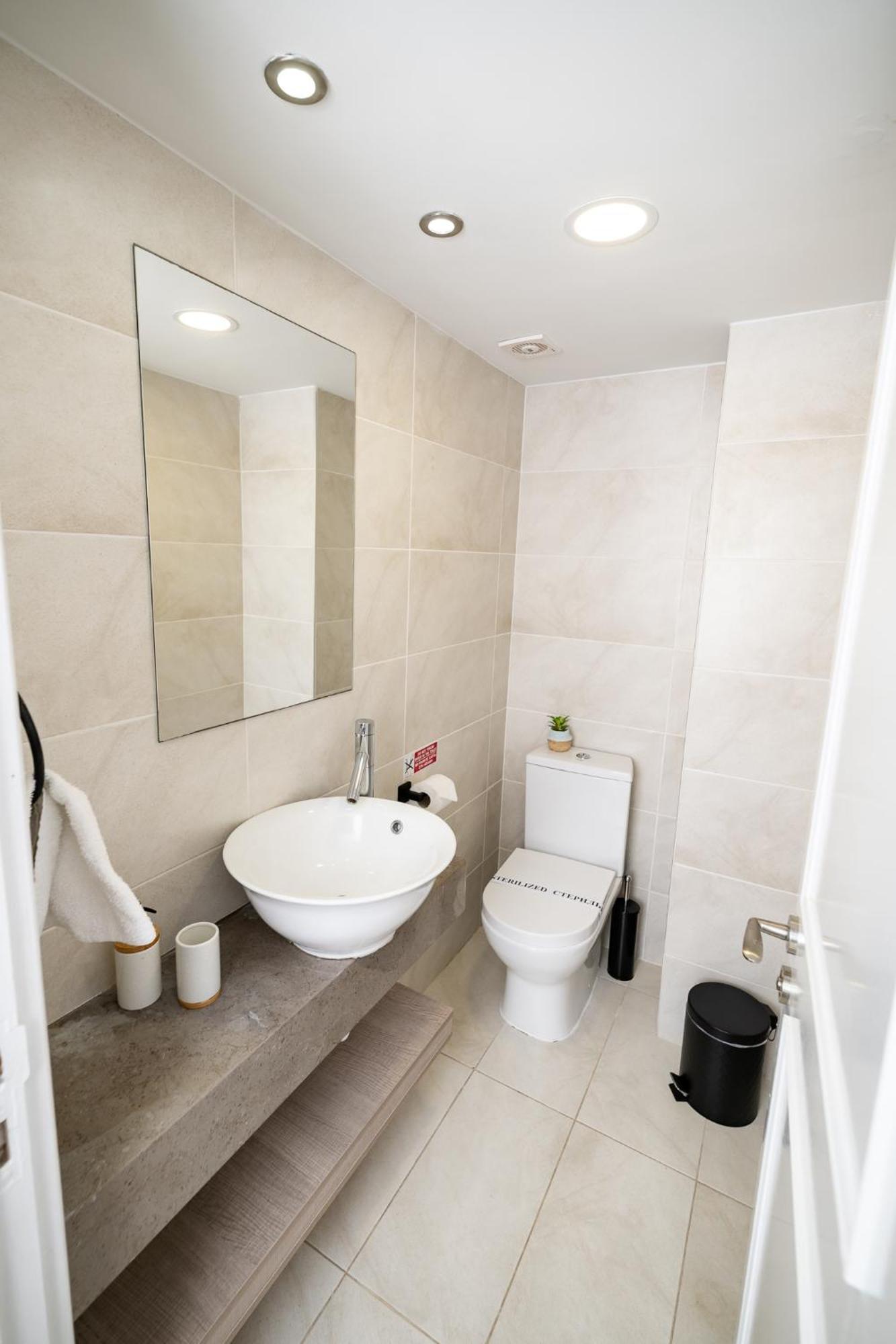 Lazuli Beachfront Sea View Ap144 Larnaca Exterior photo